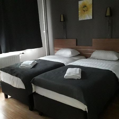 Hotel Auberge Van Strombeek Jette Exteriör bild
