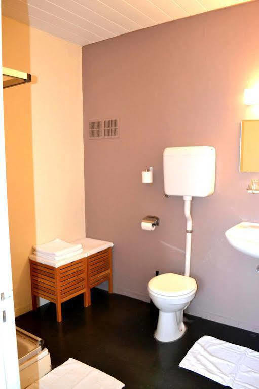 Hotel Auberge Van Strombeek Jette Exteriör bild