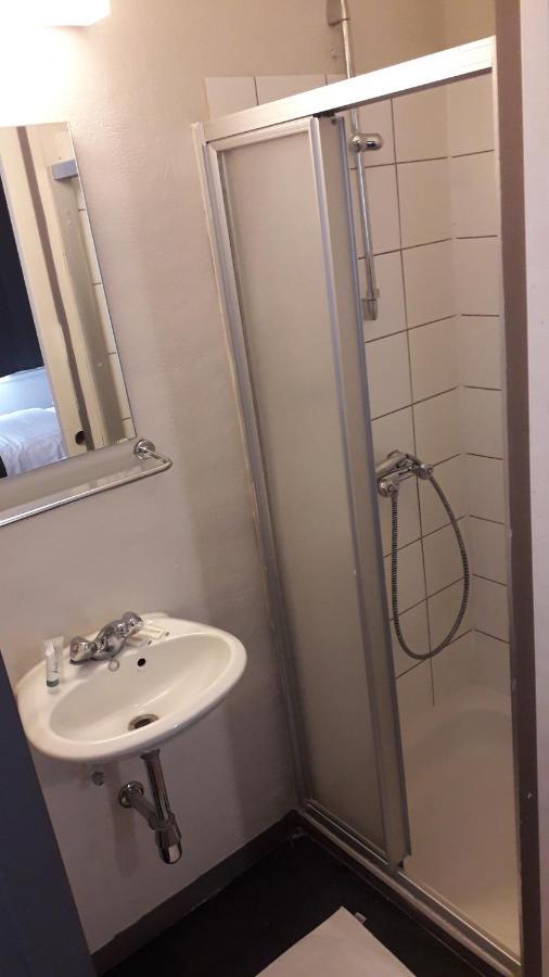 Hotel Auberge Van Strombeek Jette Exteriör bild