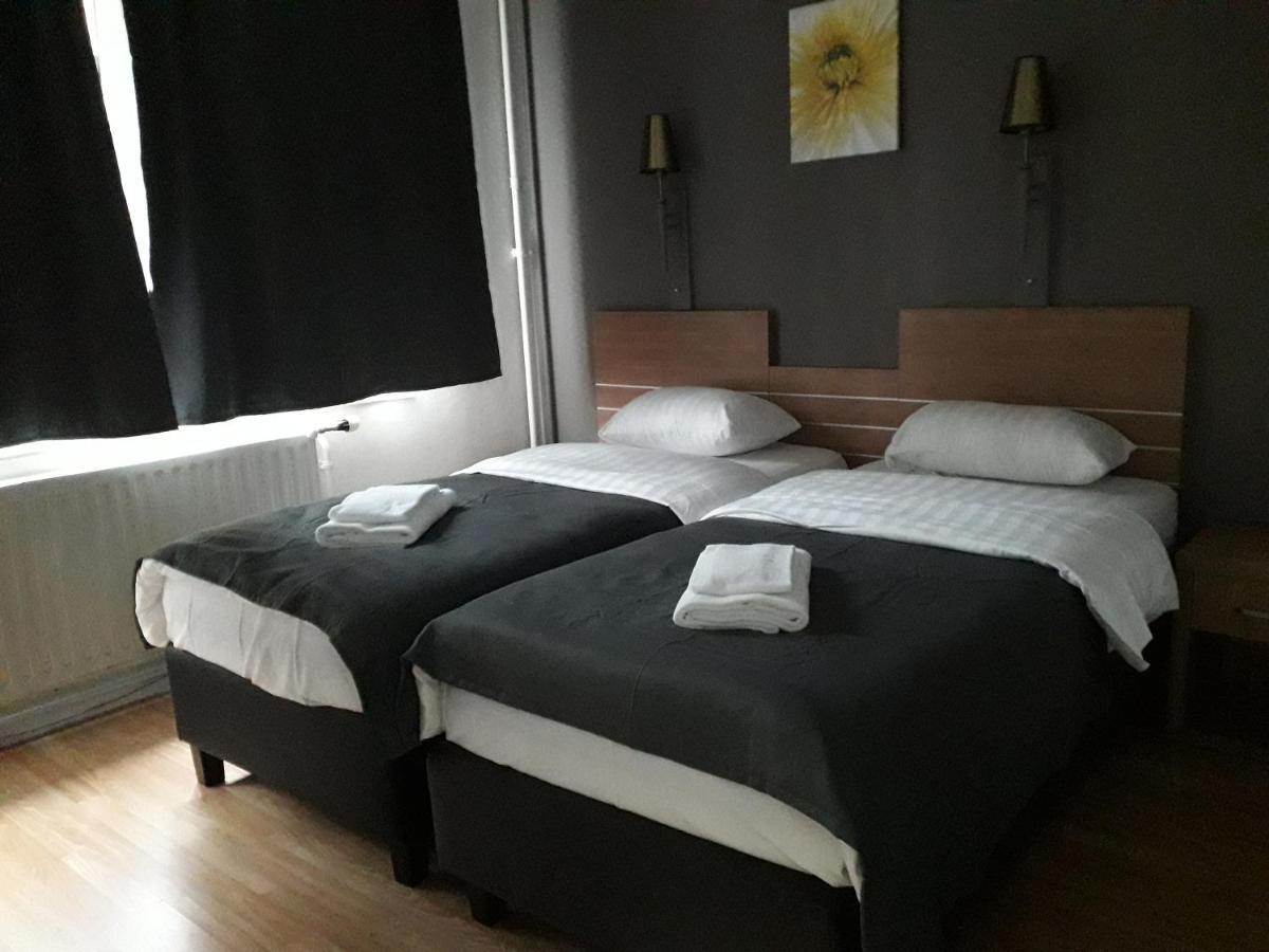 Hotel Auberge Van Strombeek Jette Exteriör bild