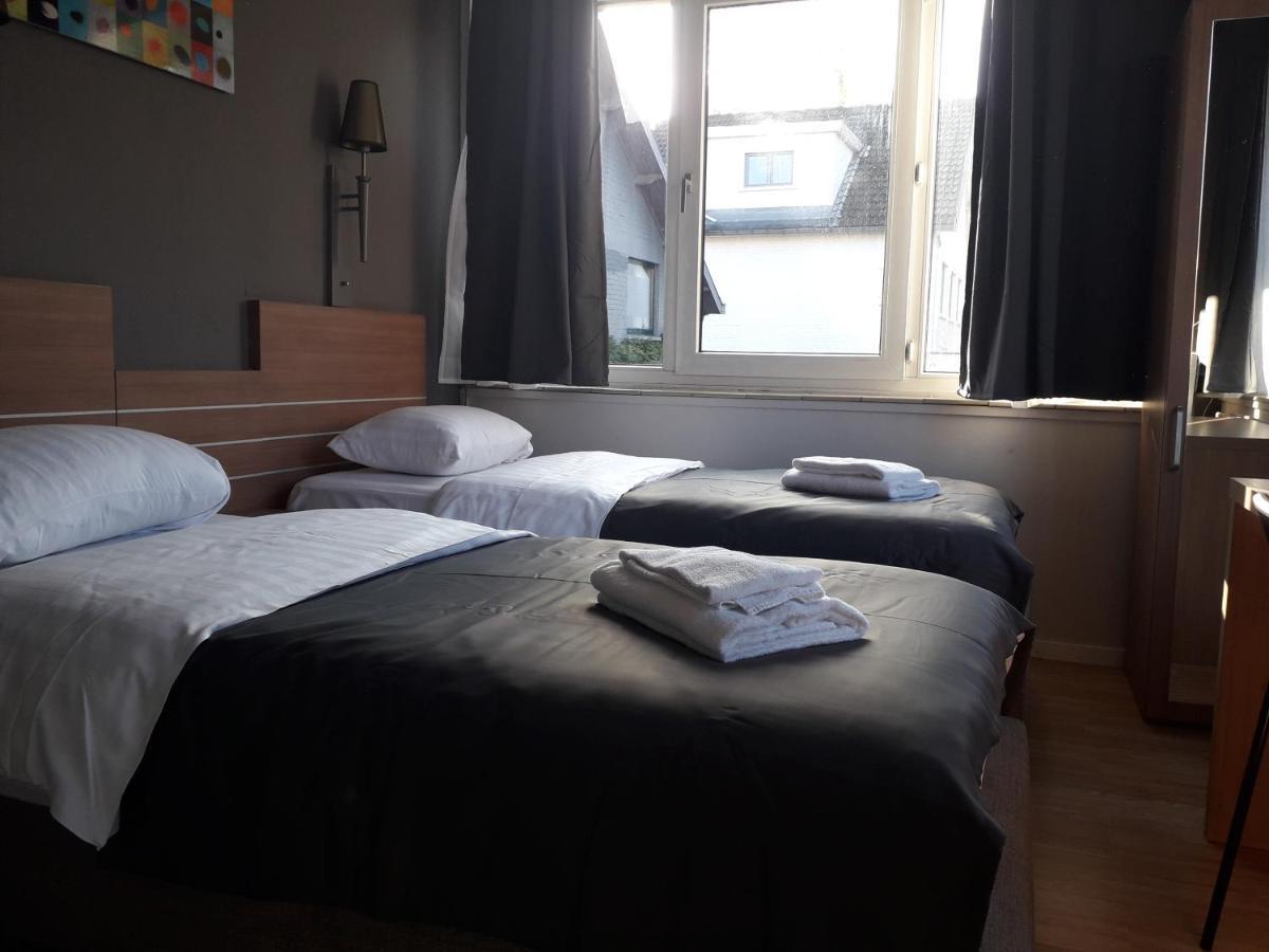 Hotel Auberge Van Strombeek Jette Exteriör bild